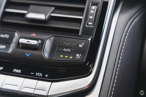 2022 Toyota Landcruiser VX FJA300R
