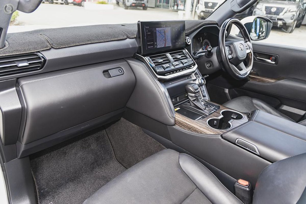 2022 Toyota Landcruiser VX FJA300R