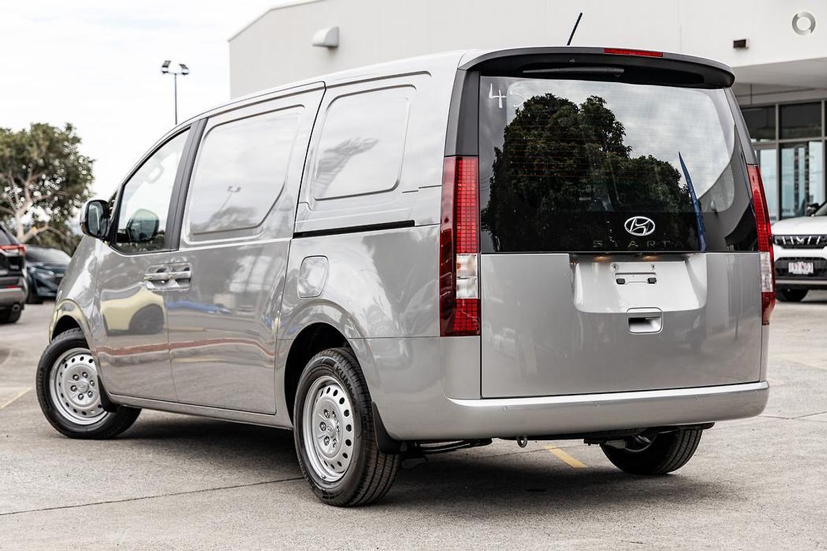 2024 Hyundai STARIA LOAD US4.V2