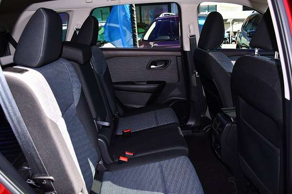 2023 Nissan X-TRAIL ST T33