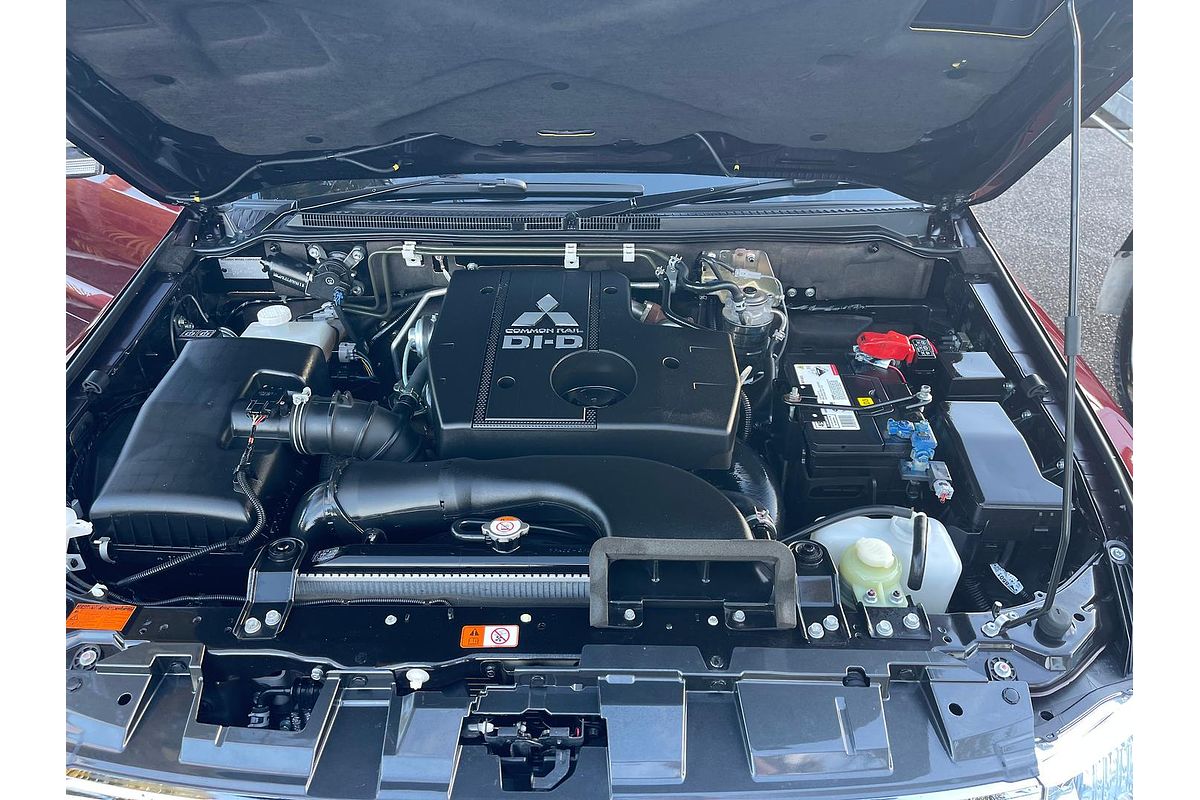2019 Mitsubishi Pajero GLS Leather Option NX