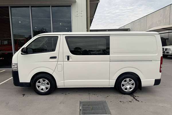2015 Toyota Hiace TRH201R LWB