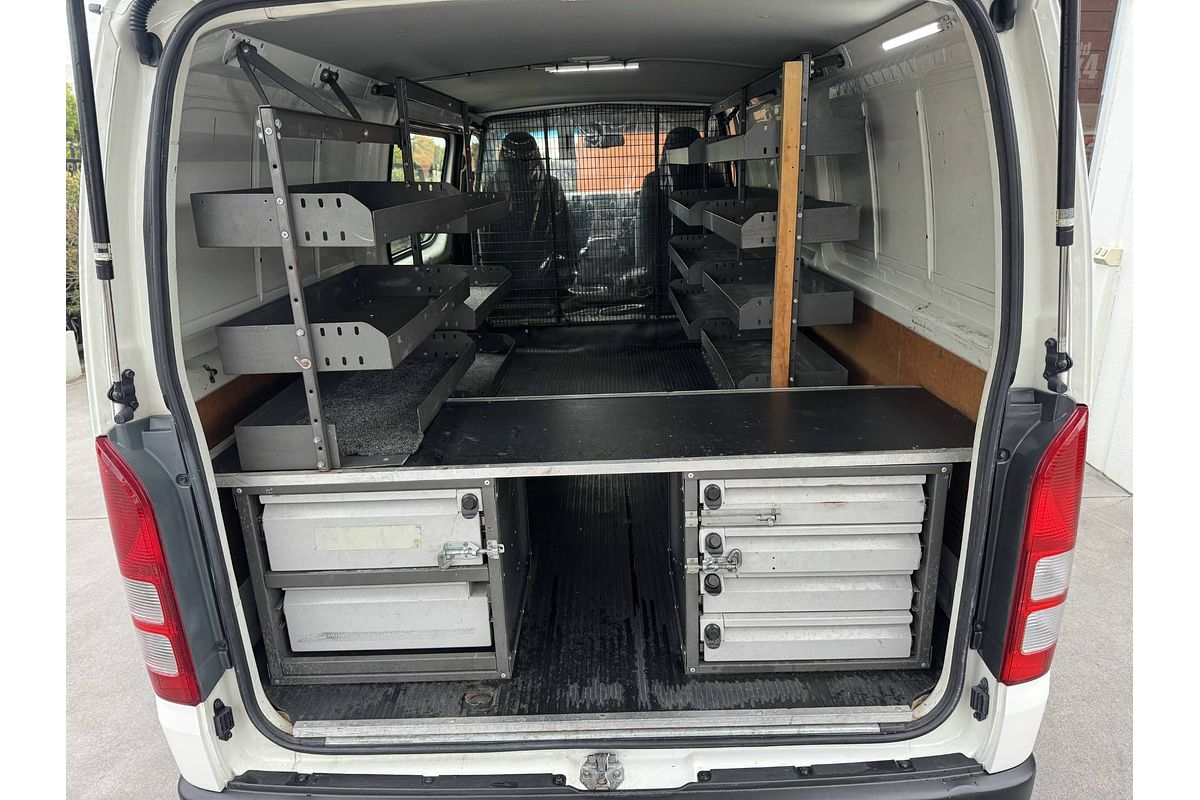 2015 Toyota Hiace TRH201R LWB