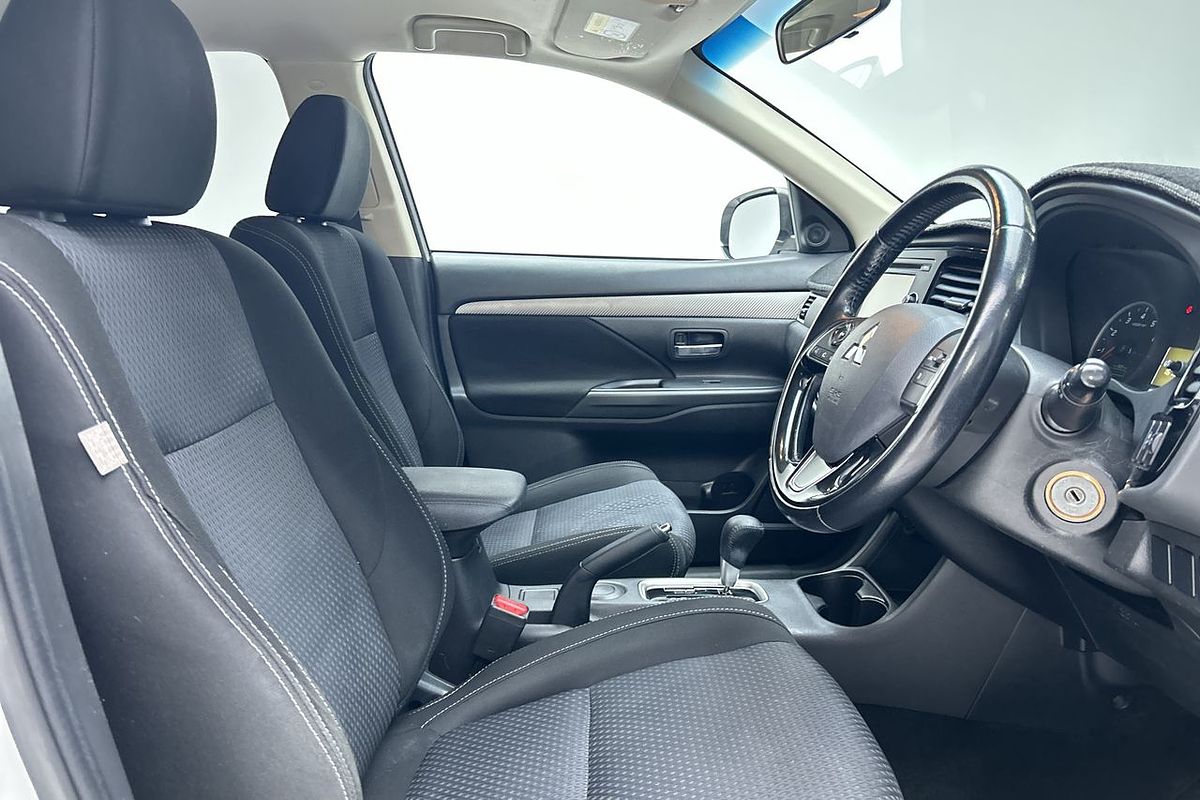 2015 Mitsubishi Outlander LS ZK