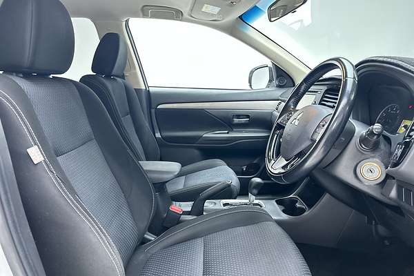 2015 Mitsubishi Outlander LS ZK
