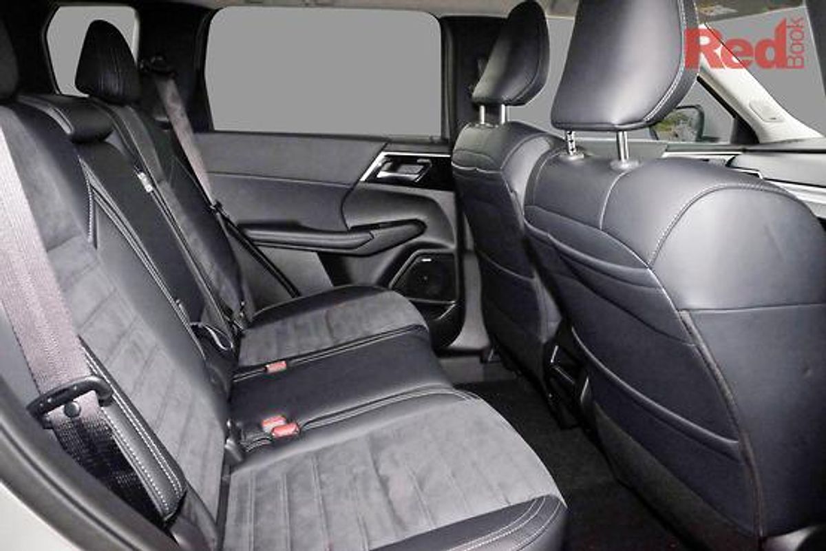2025 Mitsubishi Outlander Aspire ZM