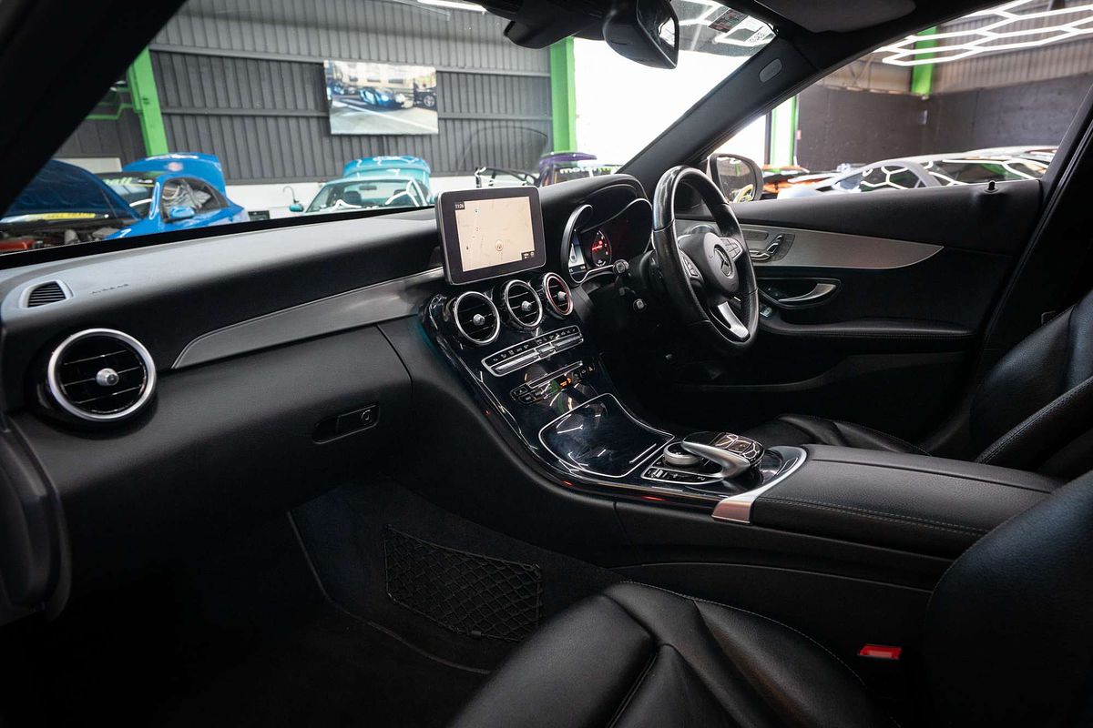 2017 Mercedes-Benz C-Class C350 e W205
