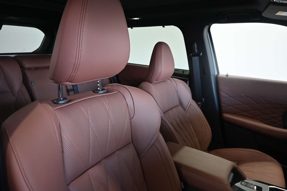 2025 Mitsubishi Outlander Exceed Tourer ZM
