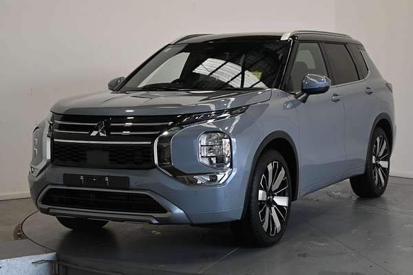 2025 Mitsubishi Outlander Exceed Tourer ZM