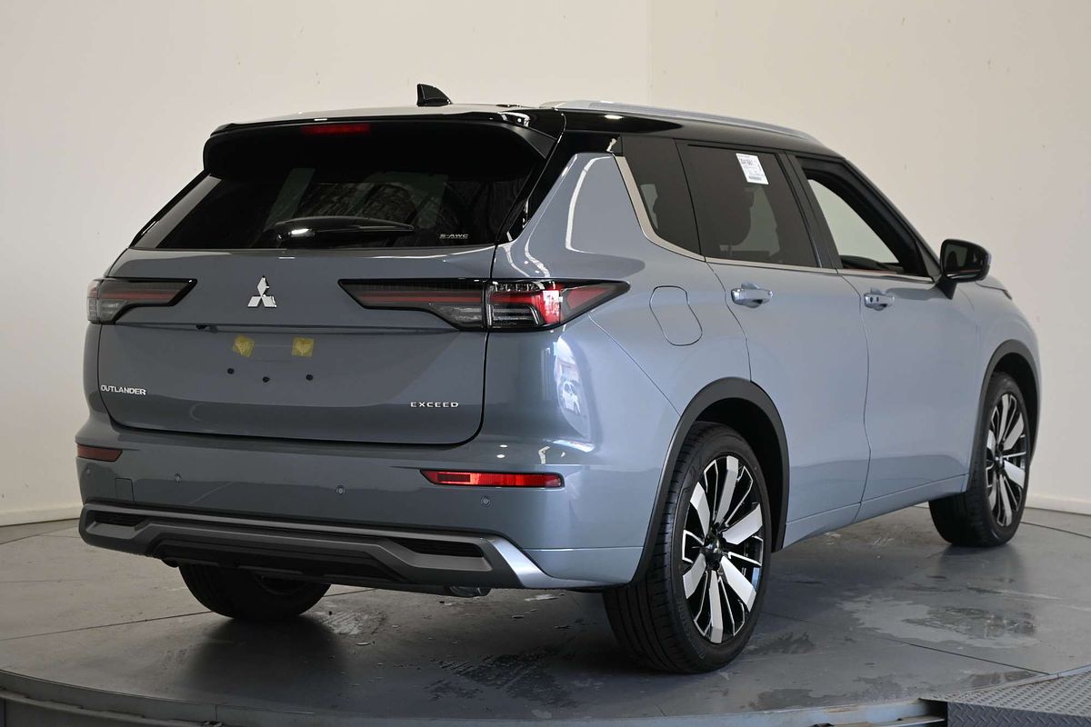 2025 Mitsubishi Outlander Exceed Tourer ZM