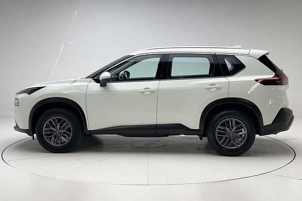 2023 Nissan X-TRAIL ST T33