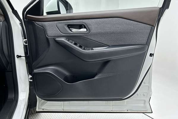 2023 Nissan X-TRAIL ST T33