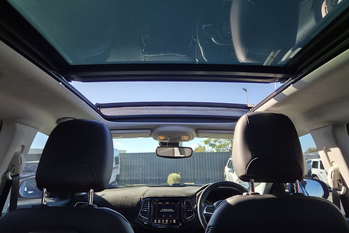 2020 Jeep Compass Night Eagle M6