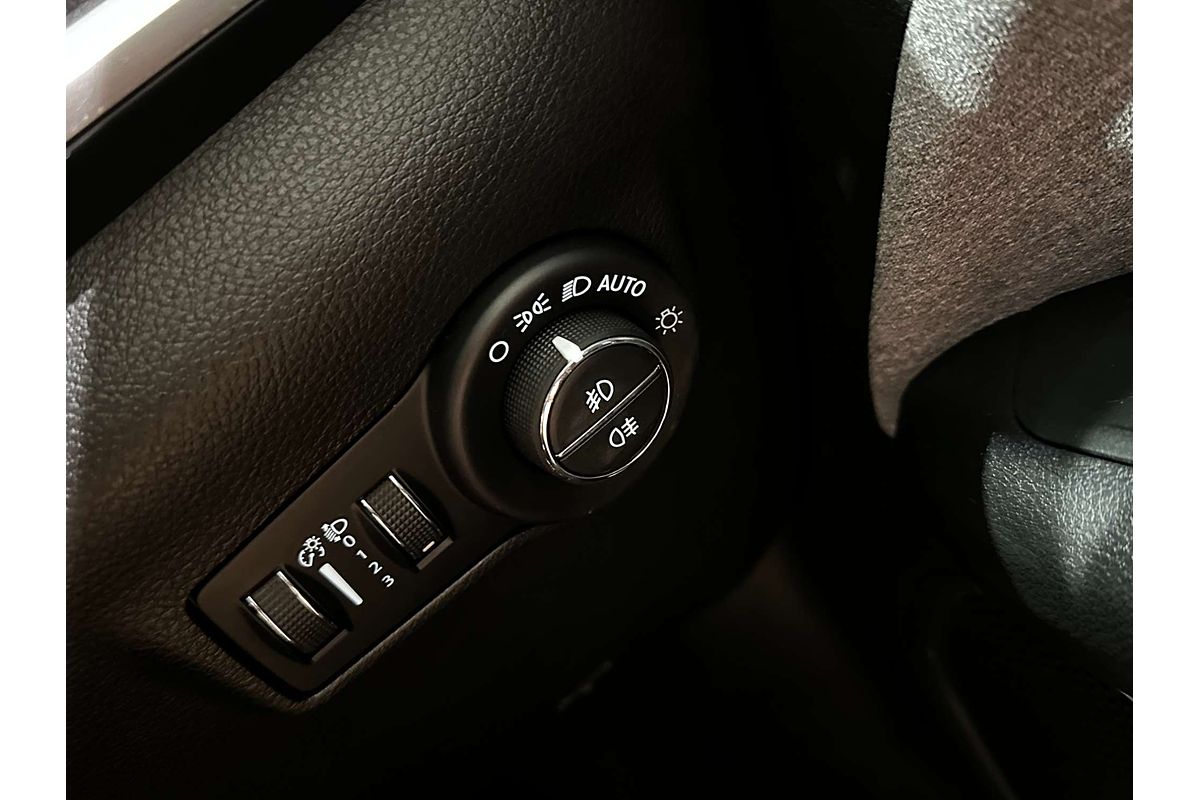 2021 Jeep Compass Launch Edition M6