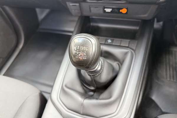 2021 Isuzu D-MAX SX High Ride Rear Wheel Drive