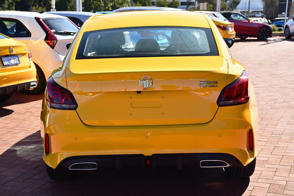 2024 MG MG5 Essence