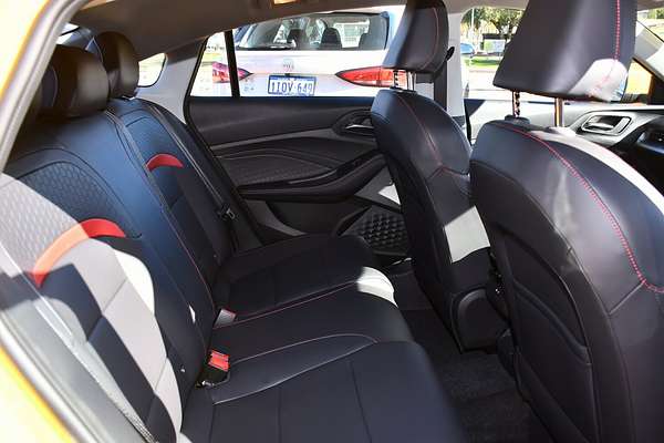 2024 MG MG5 Essence