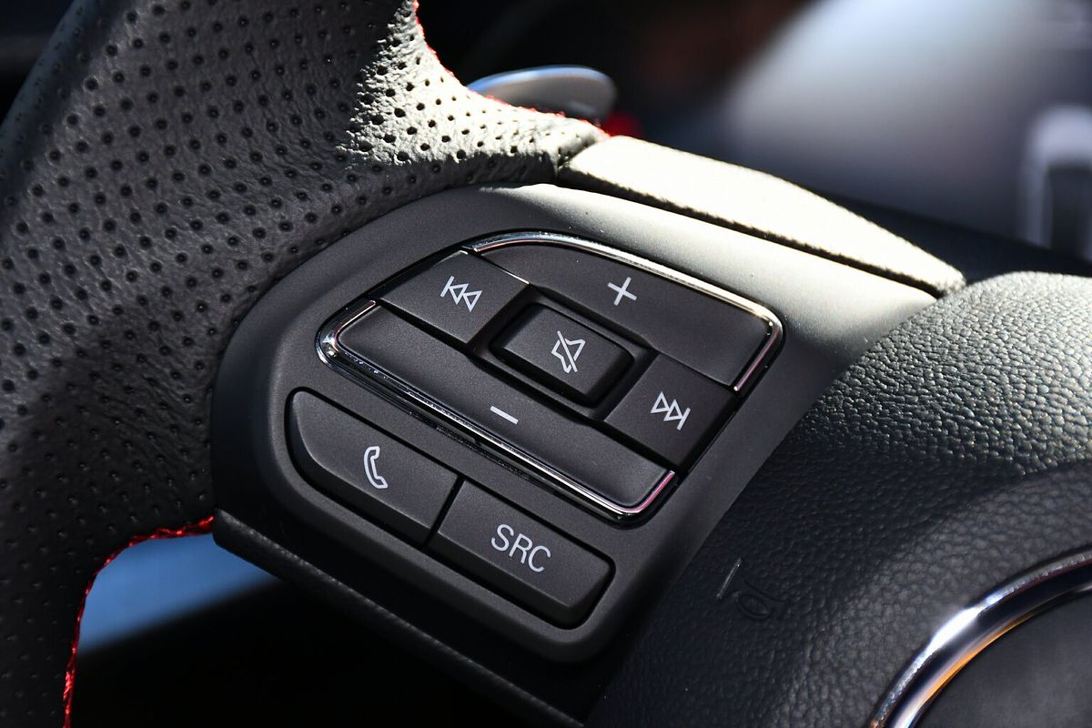 2024 MG MG5 Essence