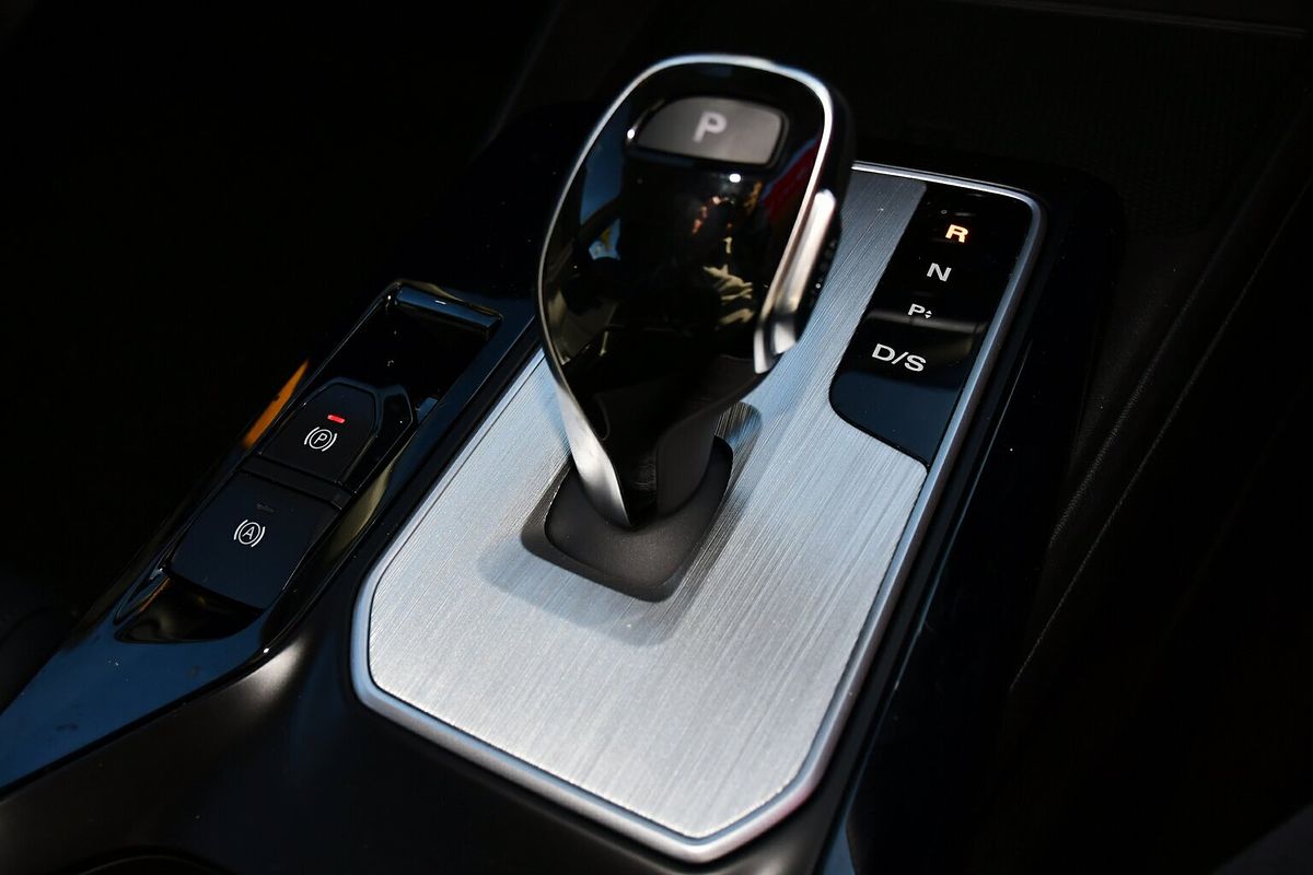 2024 MG MG5 Essence