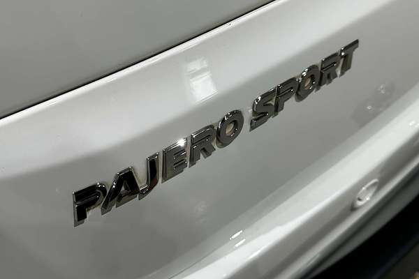 2018 Mitsubishi Pajero Sport GLX QE