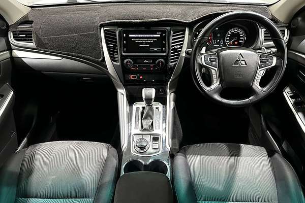 2018 Mitsubishi Pajero Sport GLX QE