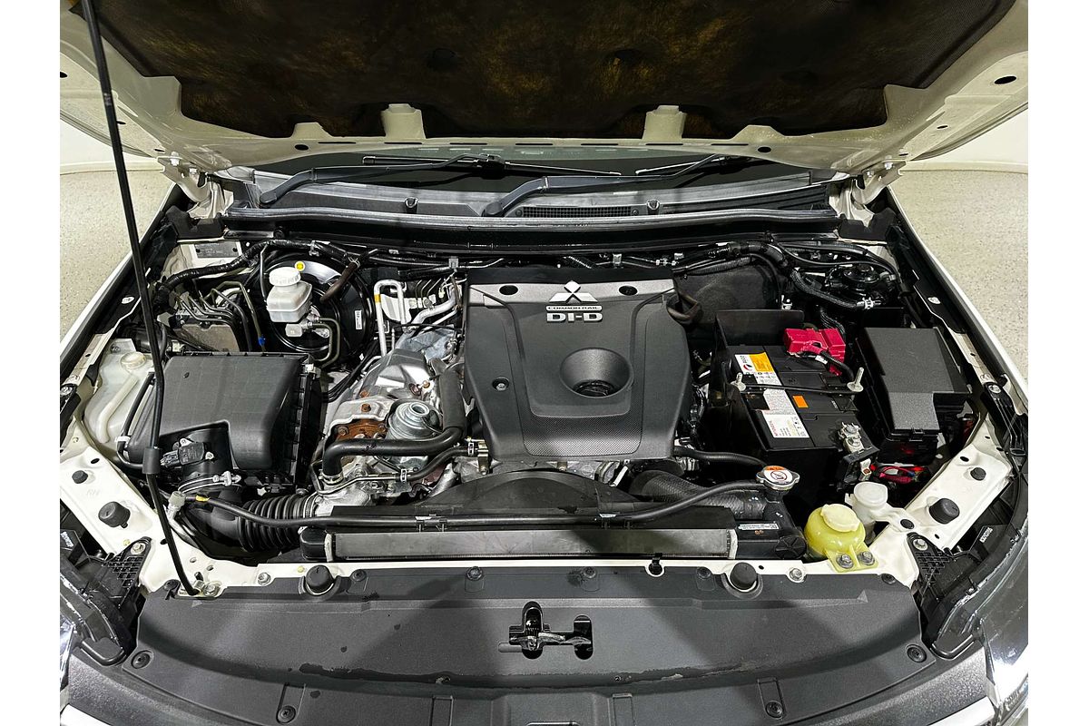 2018 Mitsubishi Pajero Sport GLX QE
