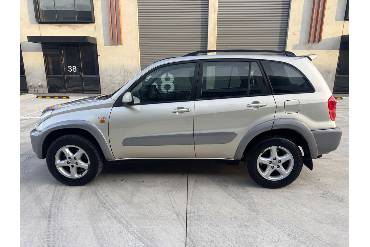 2003 Toyota RAV4 Cruiser ACA21R