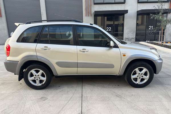 2003 Toyota RAV4 Cruiser ACA21R