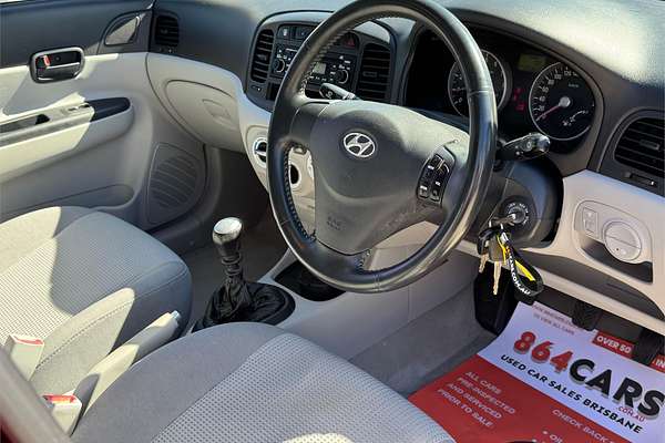 2008 Hyundai Accent SLX MC