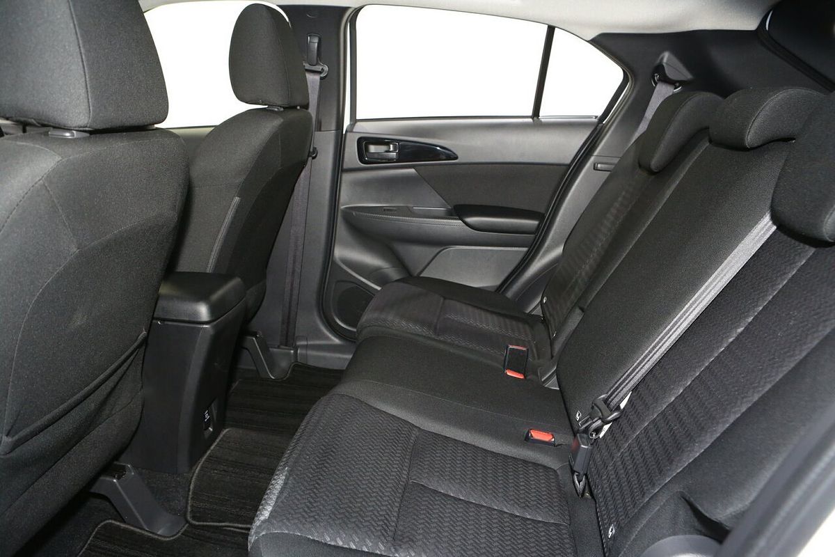 2024 Mitsubishi Eclipse Cross ES YB