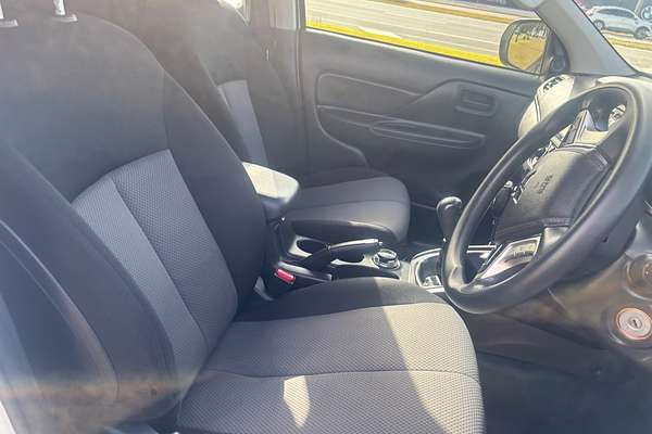 2021 Mitsubishi Triton GLX MR 4X4