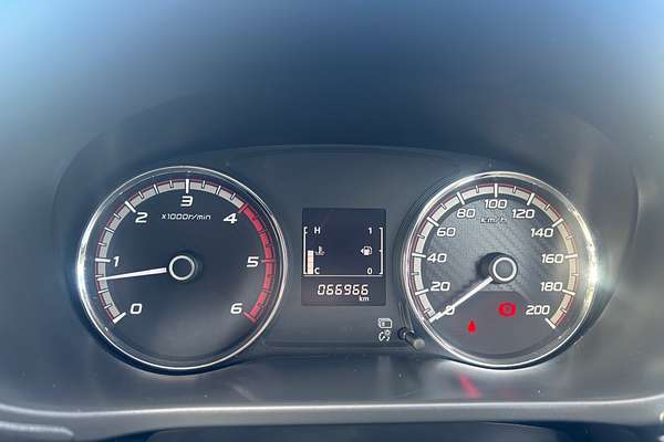 2021 Mitsubishi Triton GLX MR 4X4