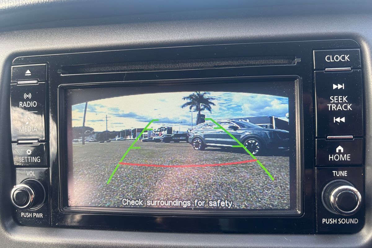 2021 Mitsubishi Triton GLX MR 4X4