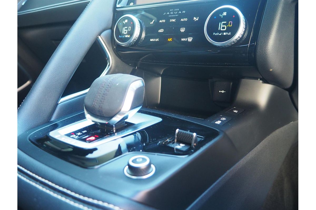 2021 Jaguar E-PACE 300 Sport X540