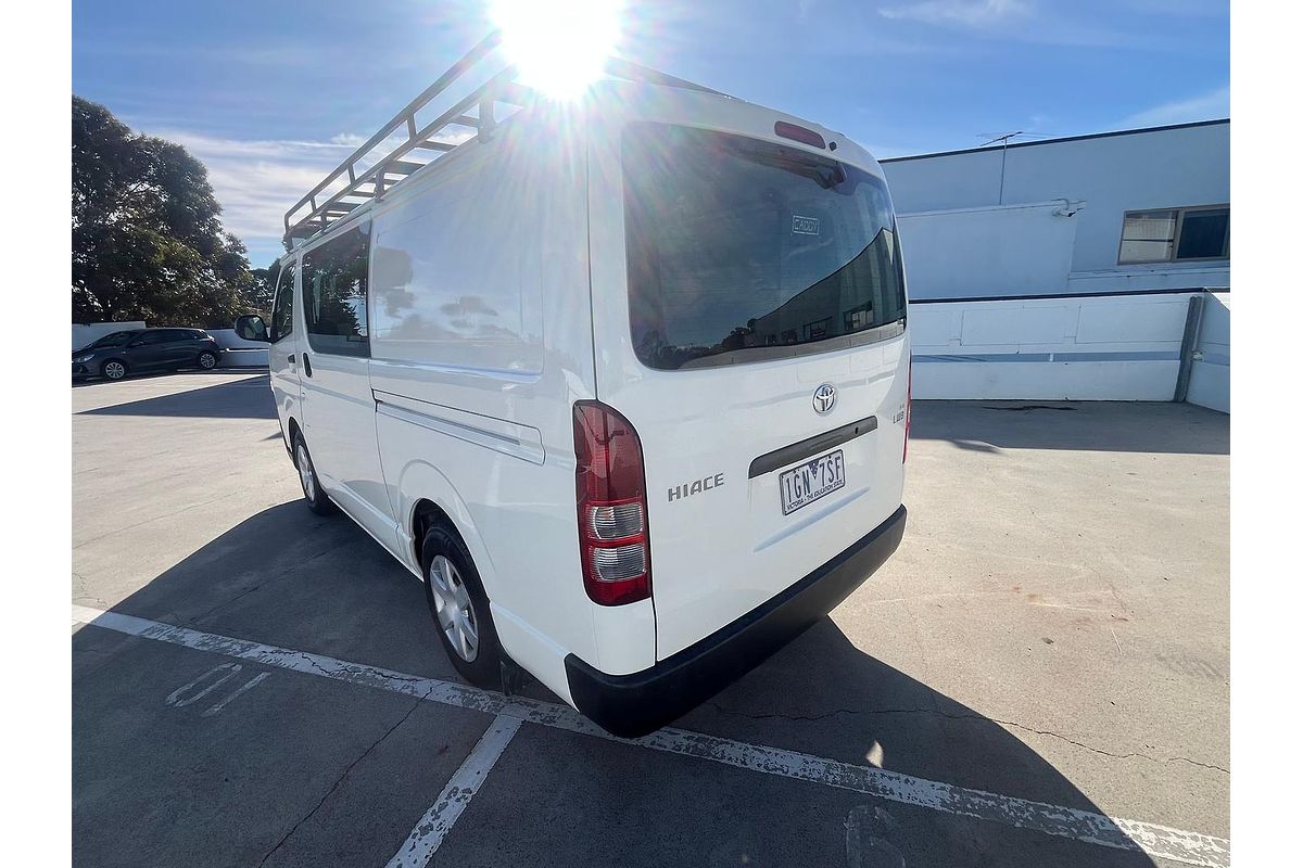 2015 Toyota Hiace KDH201R LWB