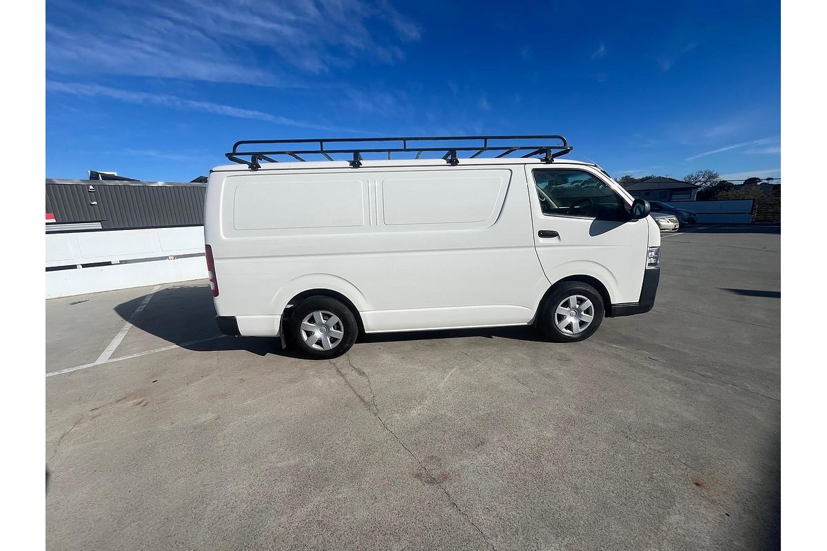 2015 Toyota Hiace KDH201R LWB