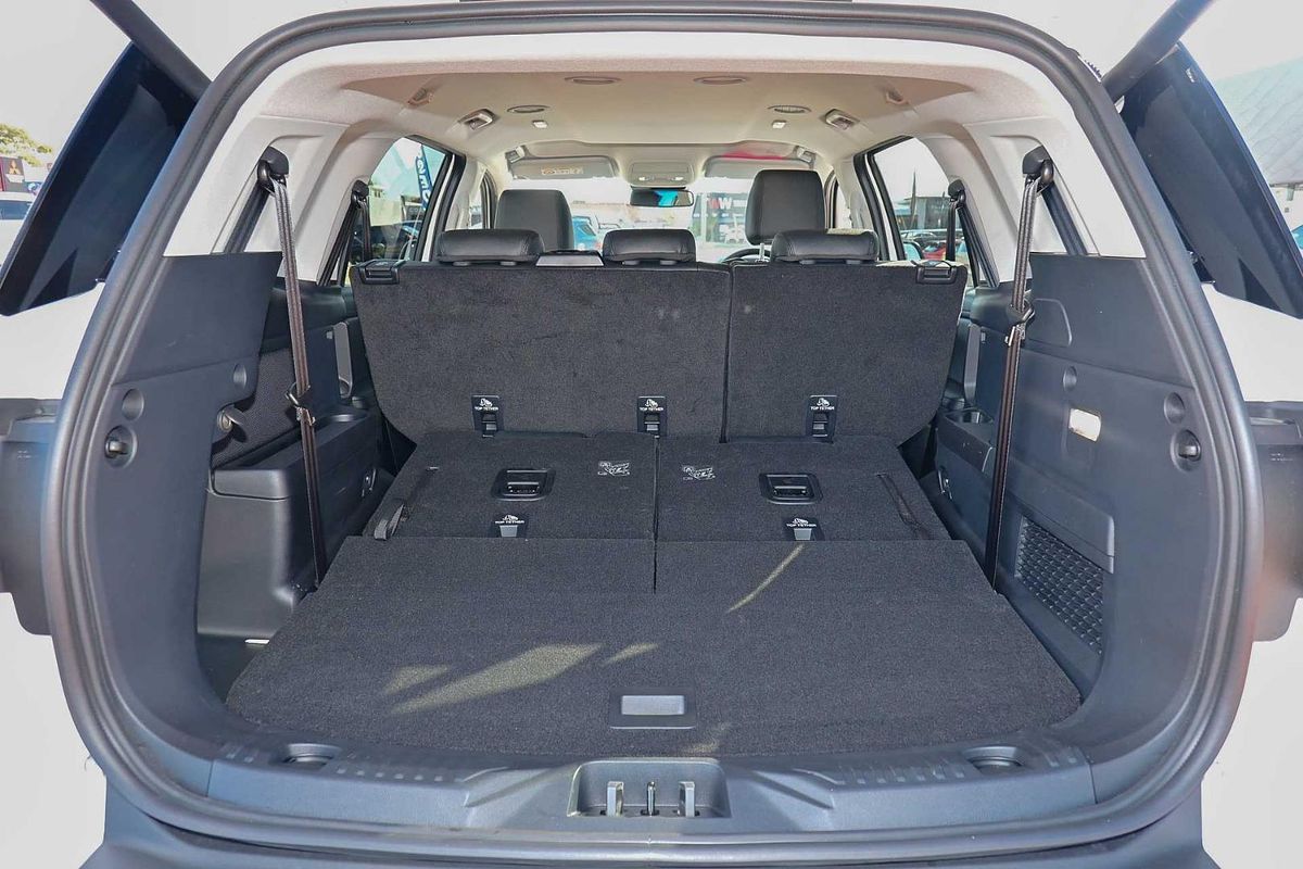 2025 Ford Everest Trend 2.0L