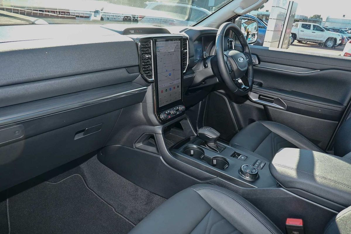 2025 Ford Everest Trend 2.0L