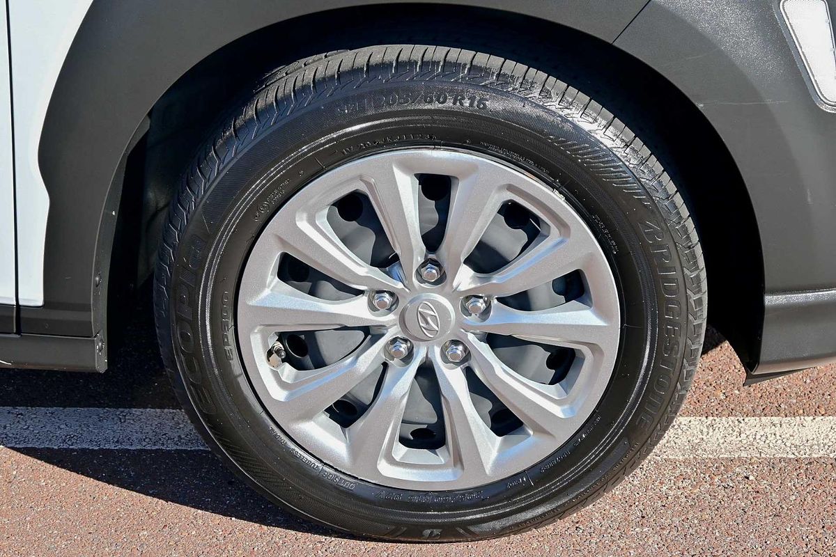 2020 Hyundai Kona Go OS.3