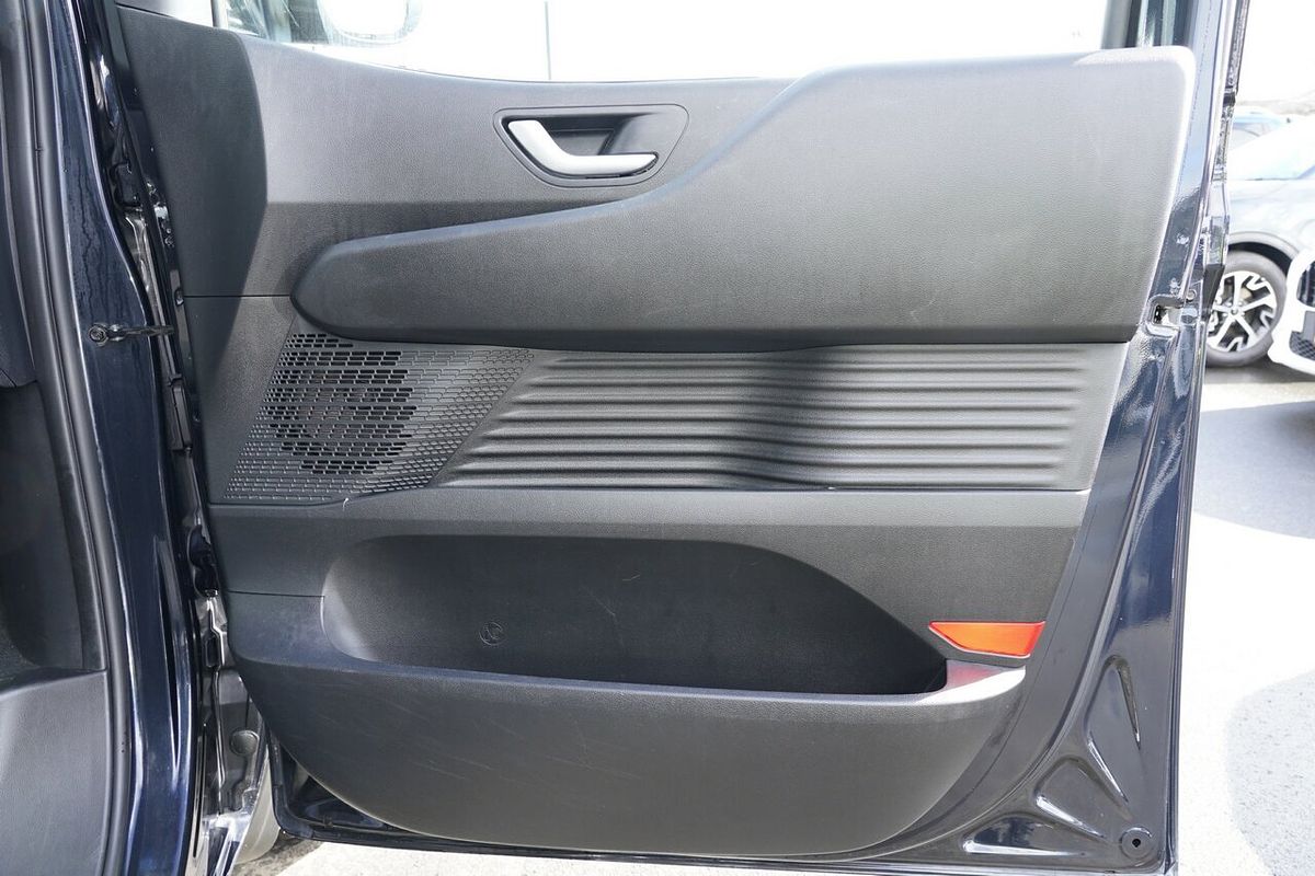 2022 Hyundai STARIA US4.V1