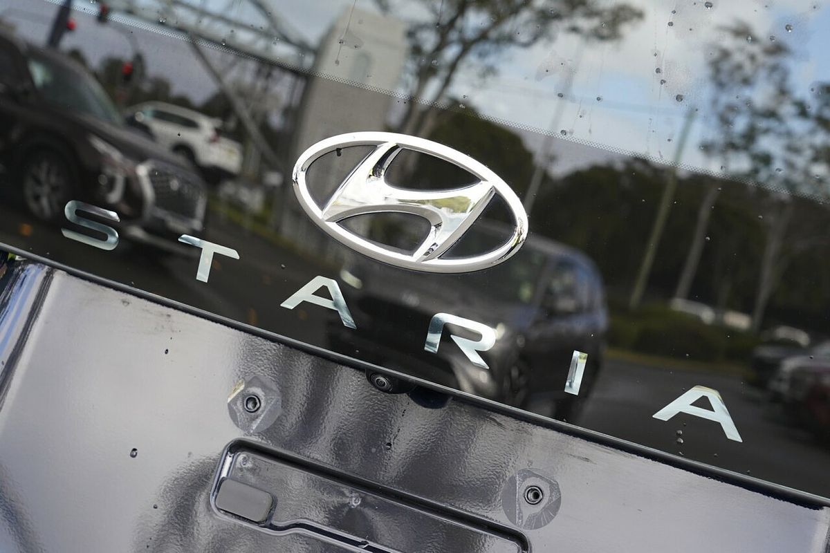 2022 Hyundai STARIA US4.V1