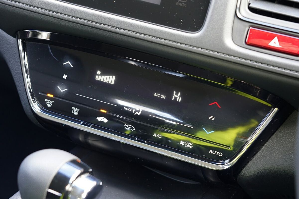 2015 Honda HR-V VTi