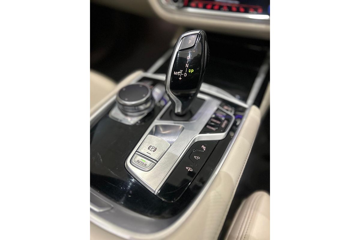 2018 BMW 7 Series 740i G11