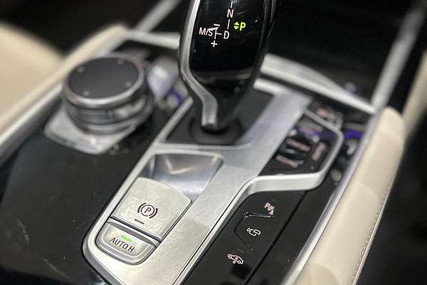 2018 BMW 7 Series 740i G11