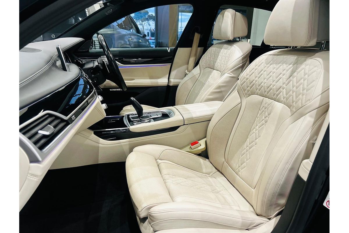 2018 BMW 7 Series 740i G11