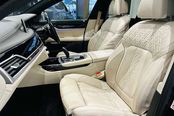2018 BMW 7 Series 740i G11