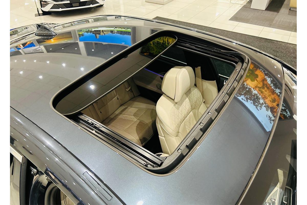 2018 BMW 7 Series 740i G11