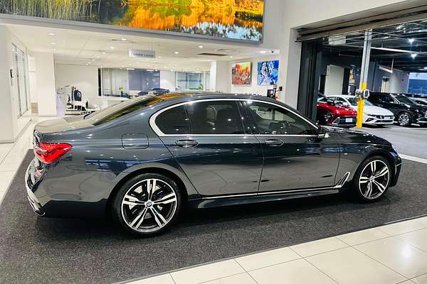 2018 BMW 7 Series 740i G11