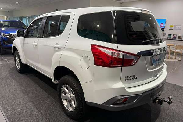 2018 Isuzu MU-X LS-M