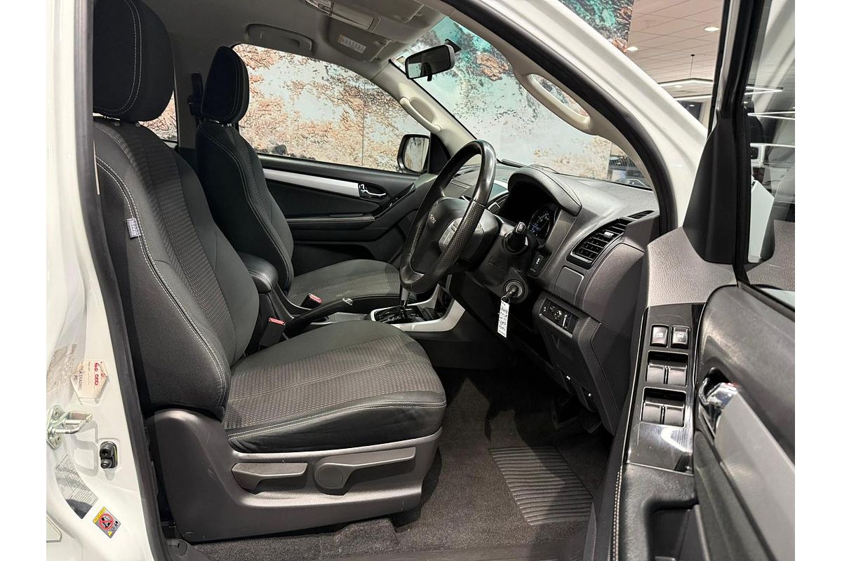 2018 Isuzu MU-X LS-M